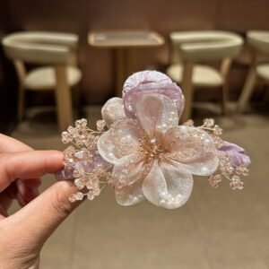 Alternative view of Luxe Flora