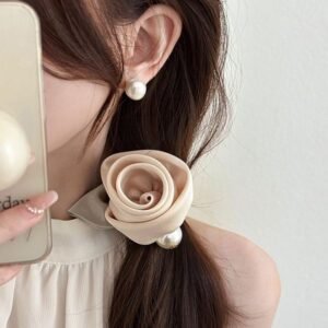 Alternative view of Rose Pearl