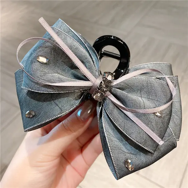 Luxe Diamond Ribbon Hair Claw Luxe Diamond Ribbon Hair Claw - Image 2